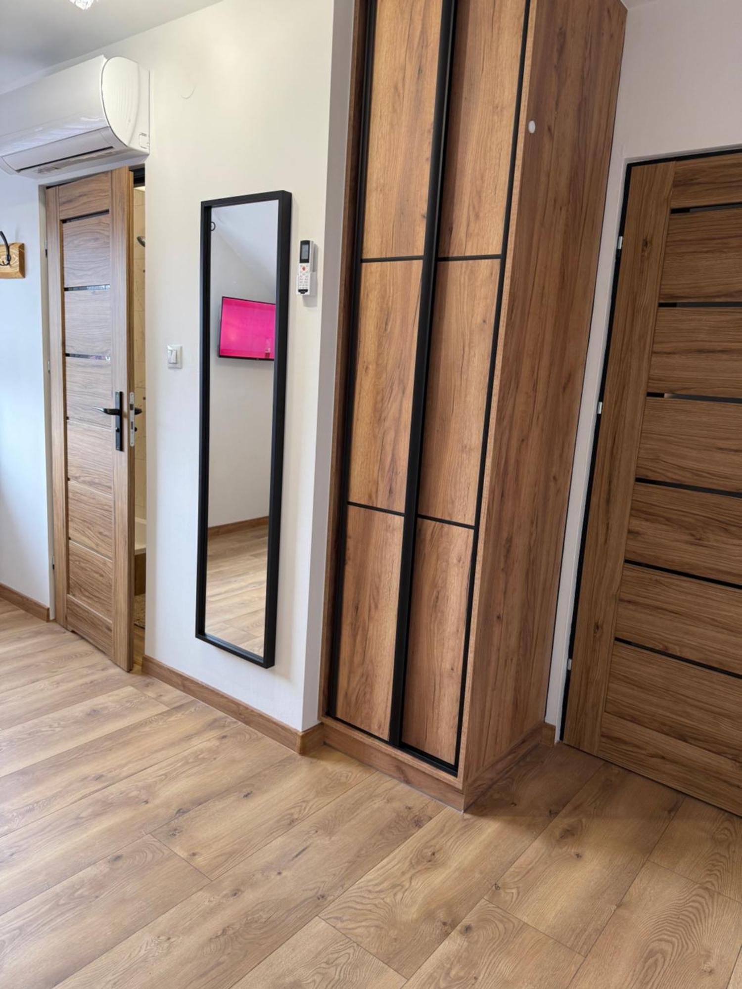 Apartament Z Tarasem I Pokoje Klimatyzowane -Drozdowka Solina Solina  Extérieur photo