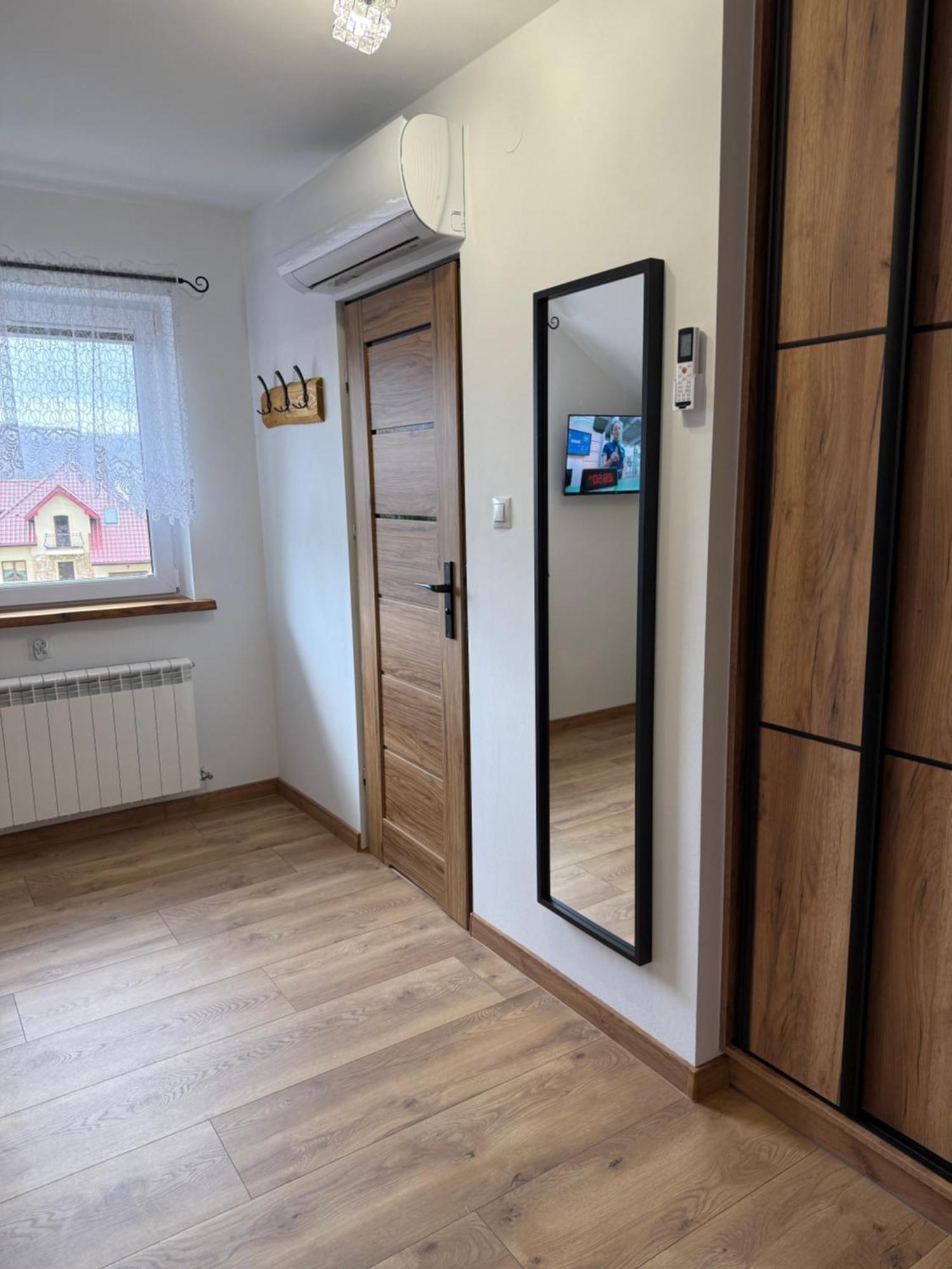 Apartament Z Tarasem I Pokoje Klimatyzowane -Drozdowka Solina Solina  Extérieur photo