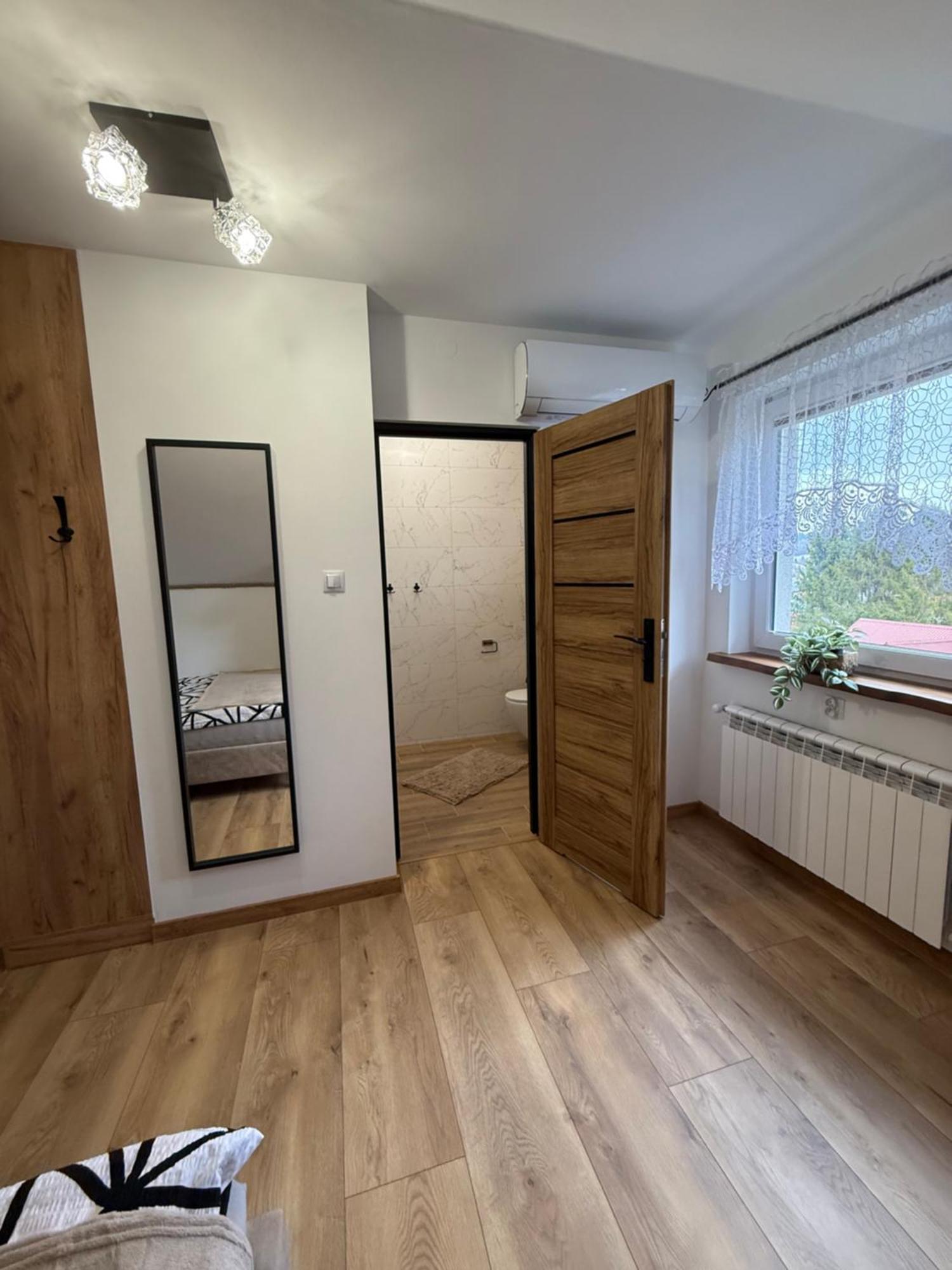 Apartament Z Tarasem I Pokoje Klimatyzowane -Drozdowka Solina Solina  Extérieur photo